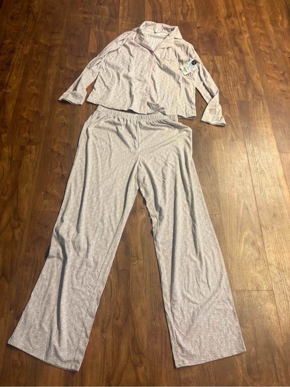 Adonna Light Pink Printed Long Sleeve Pajama Set size medium NWT